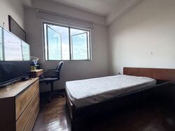 Stratford Court (D16), Condominium #507126801